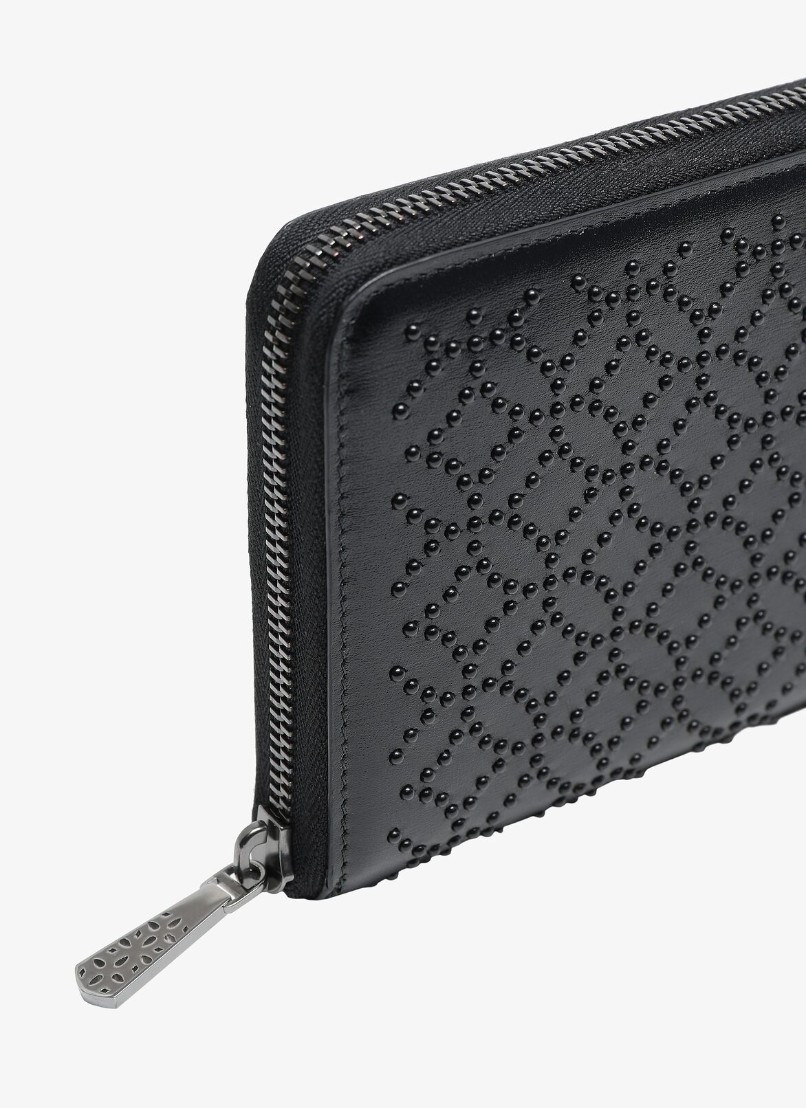 Zipped studded leather wallet ALAÏA BLACK ZIPPED STUDDED LEATHER WALLET